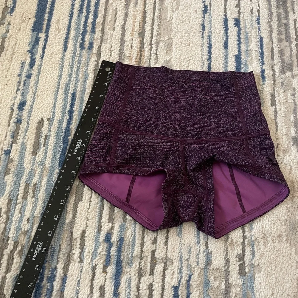 Lululemon Short Womens 4 High Rise Wunder Gym & Running